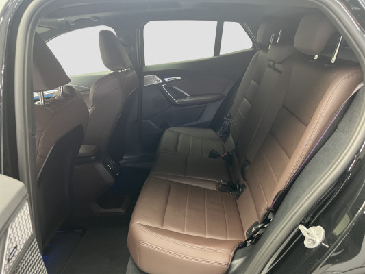 BMW iX2 xDrive 30 M Sport Pro-image-9