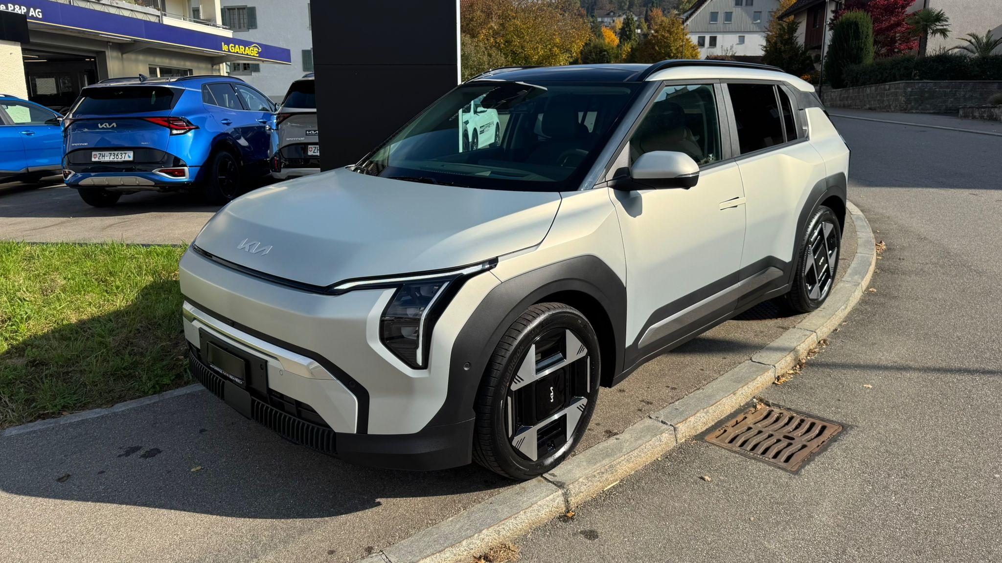 KIA EV3 81 kWh Earth+ (SUV / GelÃ¤ndewagen)