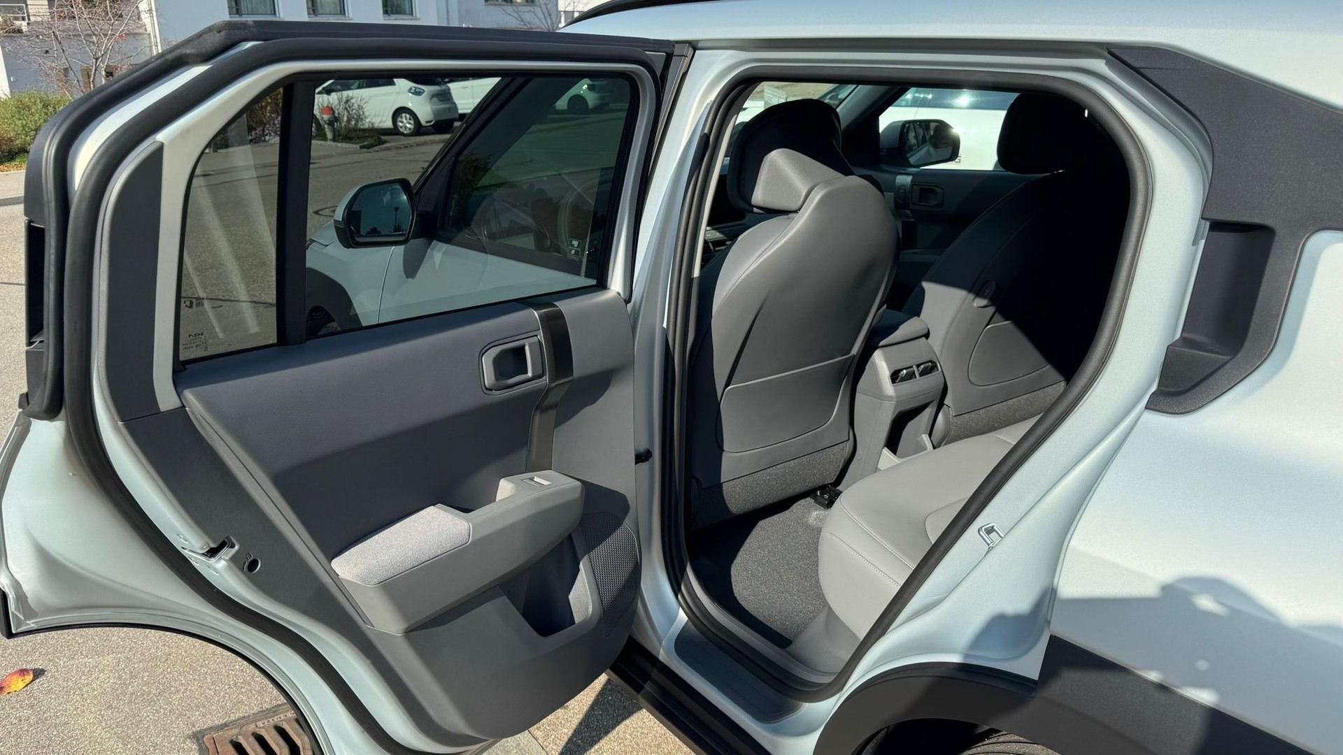 KIA EV3 81 kWh Earth+-image-10