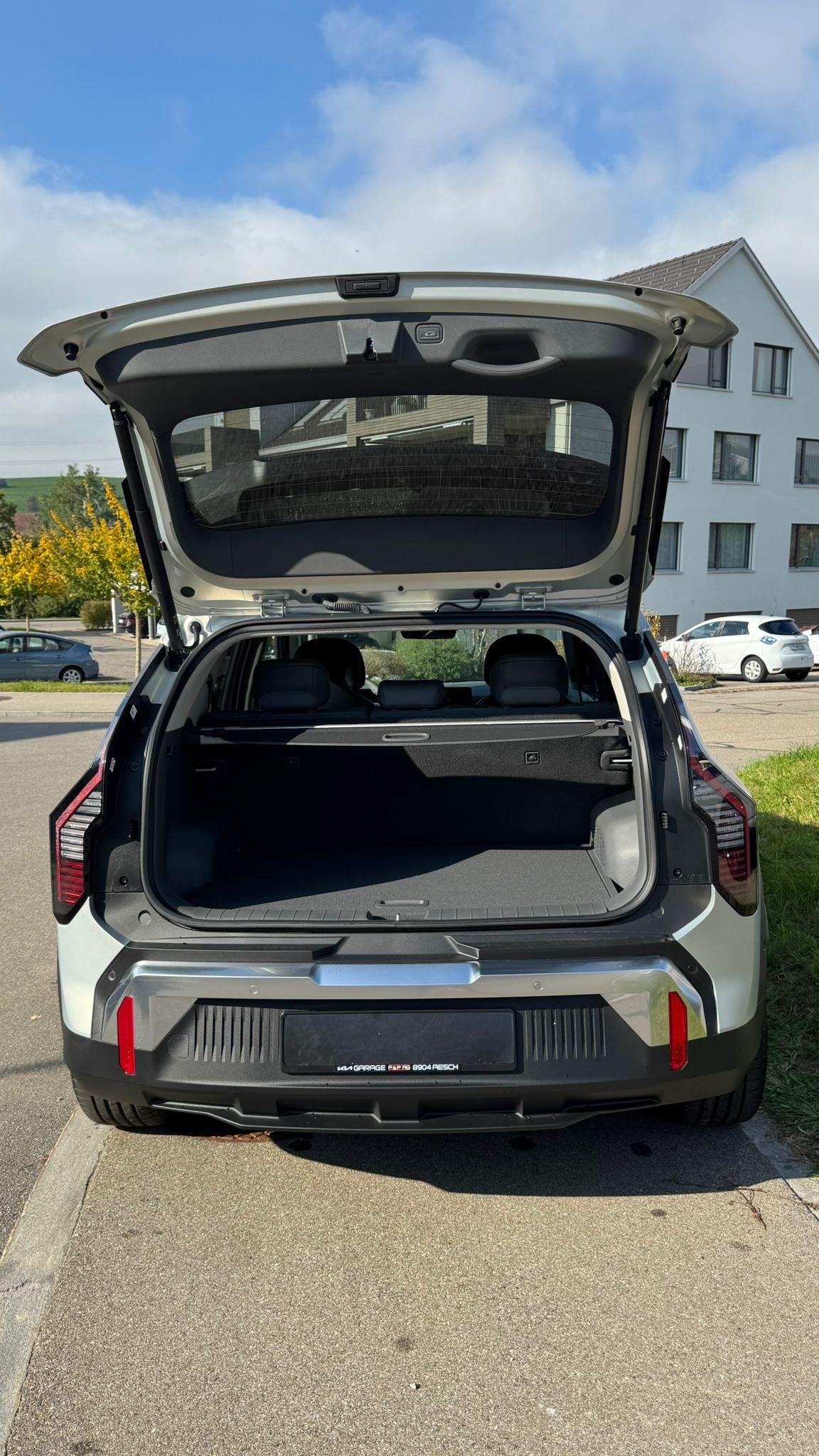 KIA EV3 81 kWh Earth+-image-7