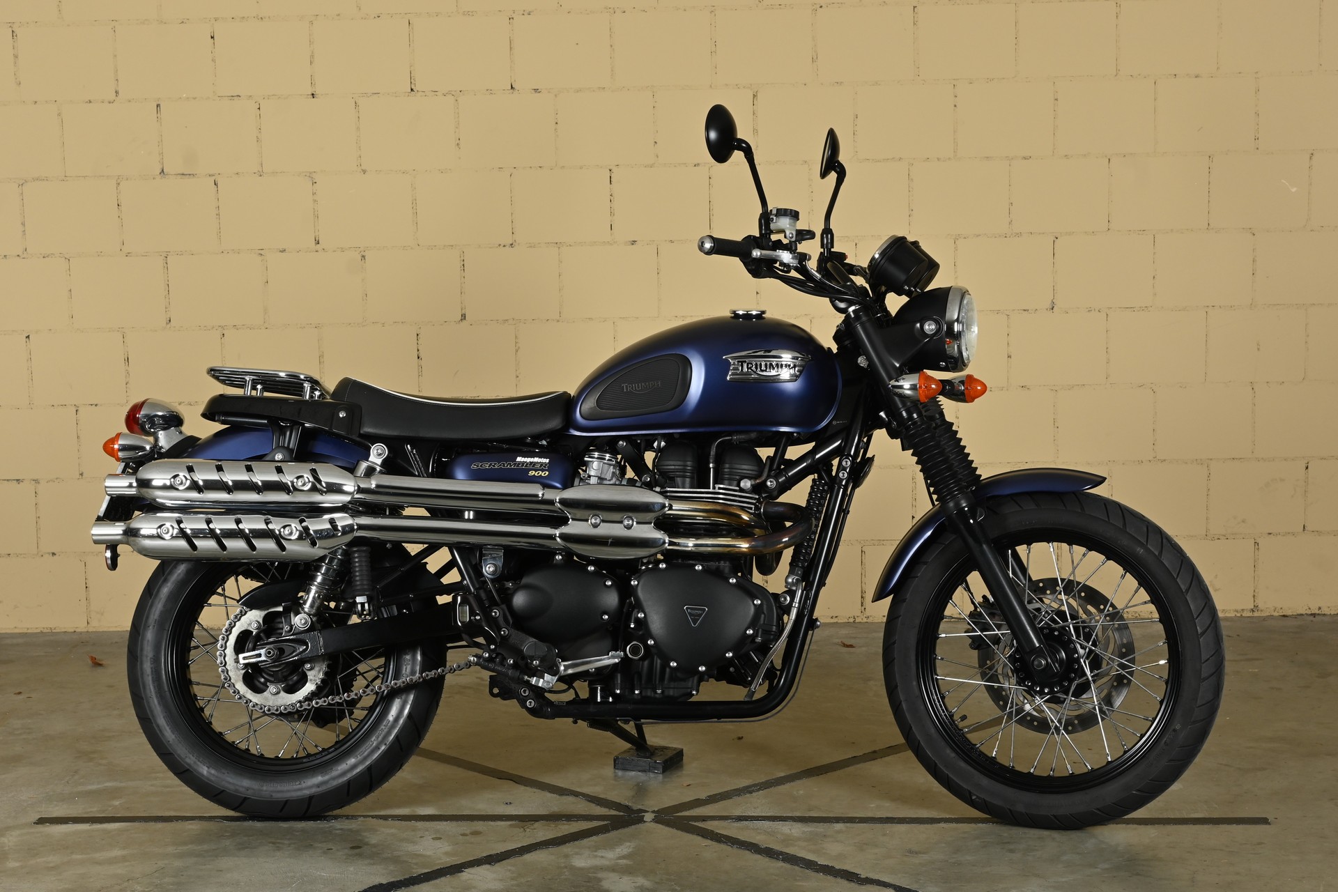 TRIUMPH Scrambler 900