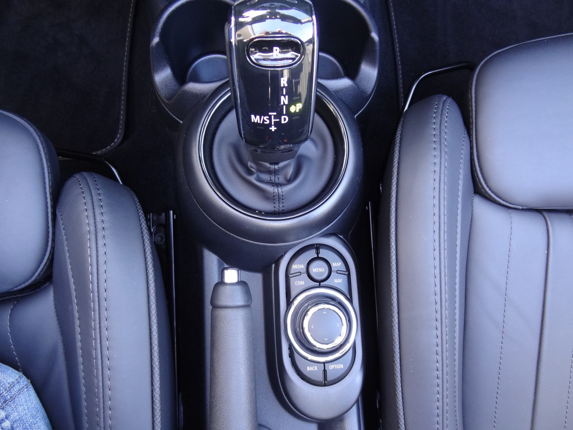 MINI Cooper S Cabriolet DKG-image-14