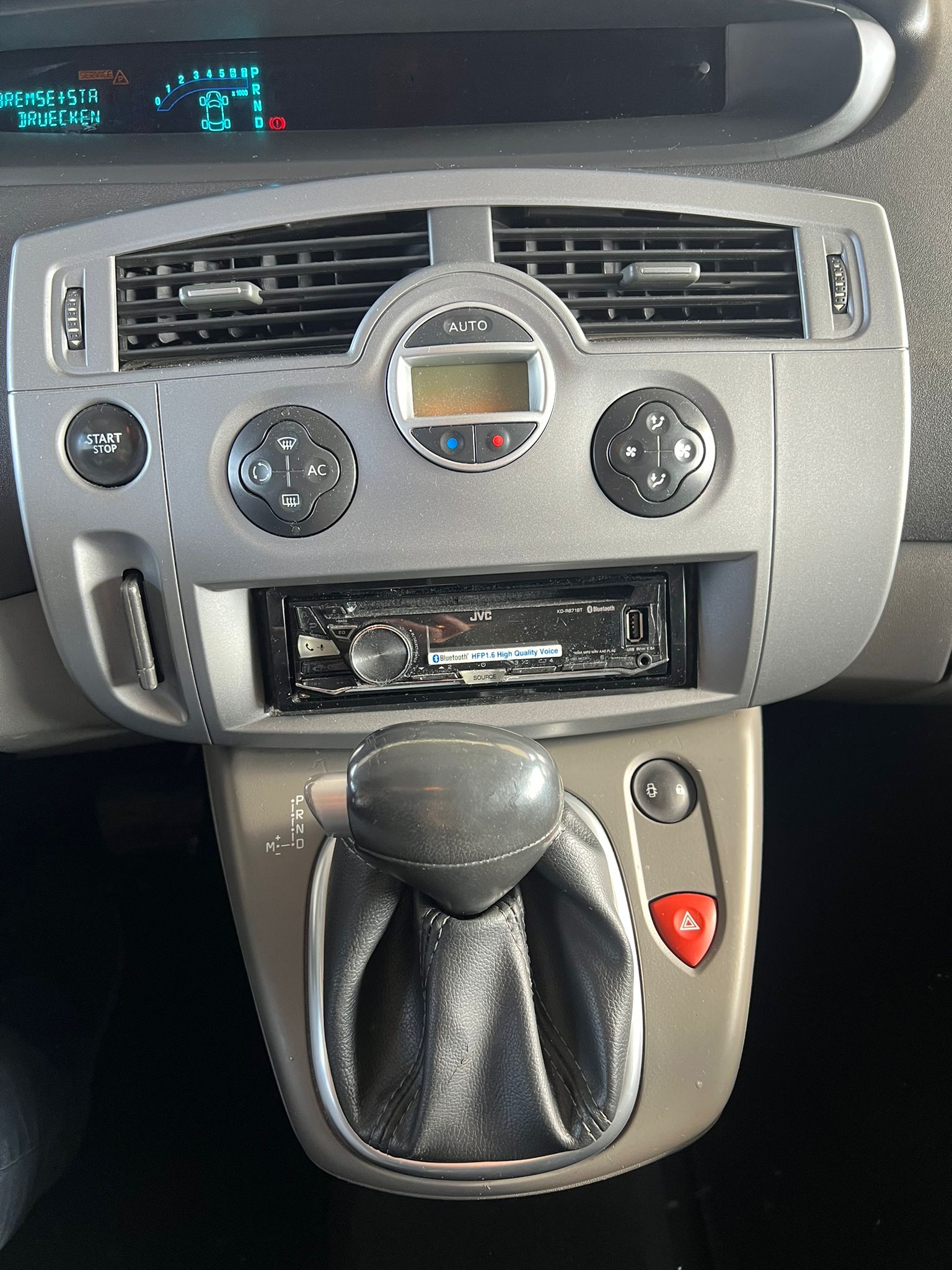 RENAULT Scénic 2.0 16V Fairway Automatic-image-10