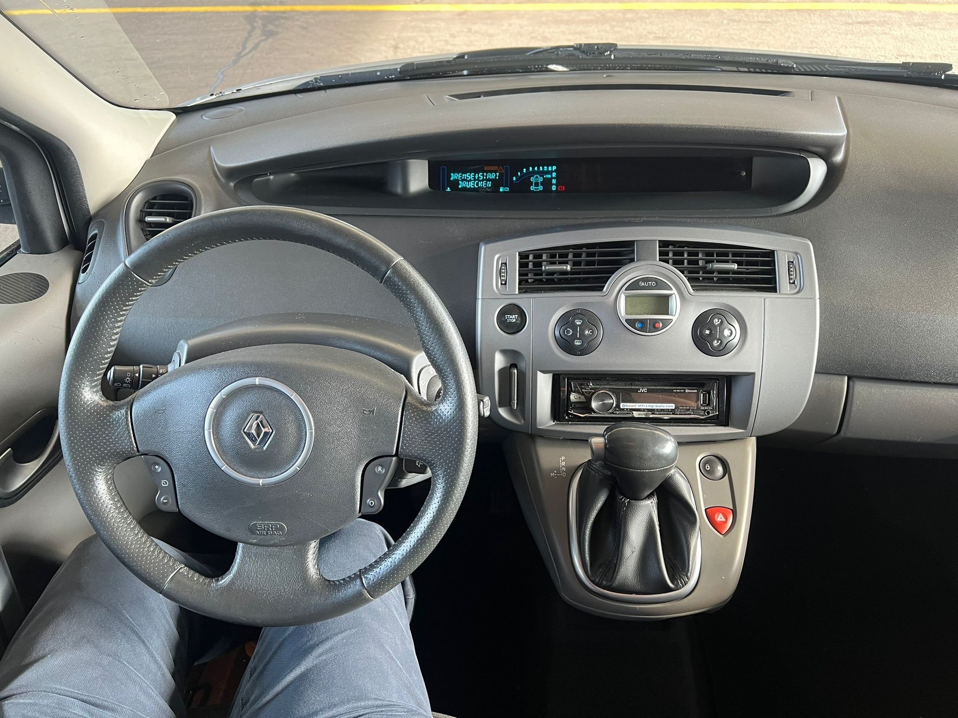 RENAULT Scénic 2.0 16V Fairway Automatic-image-11