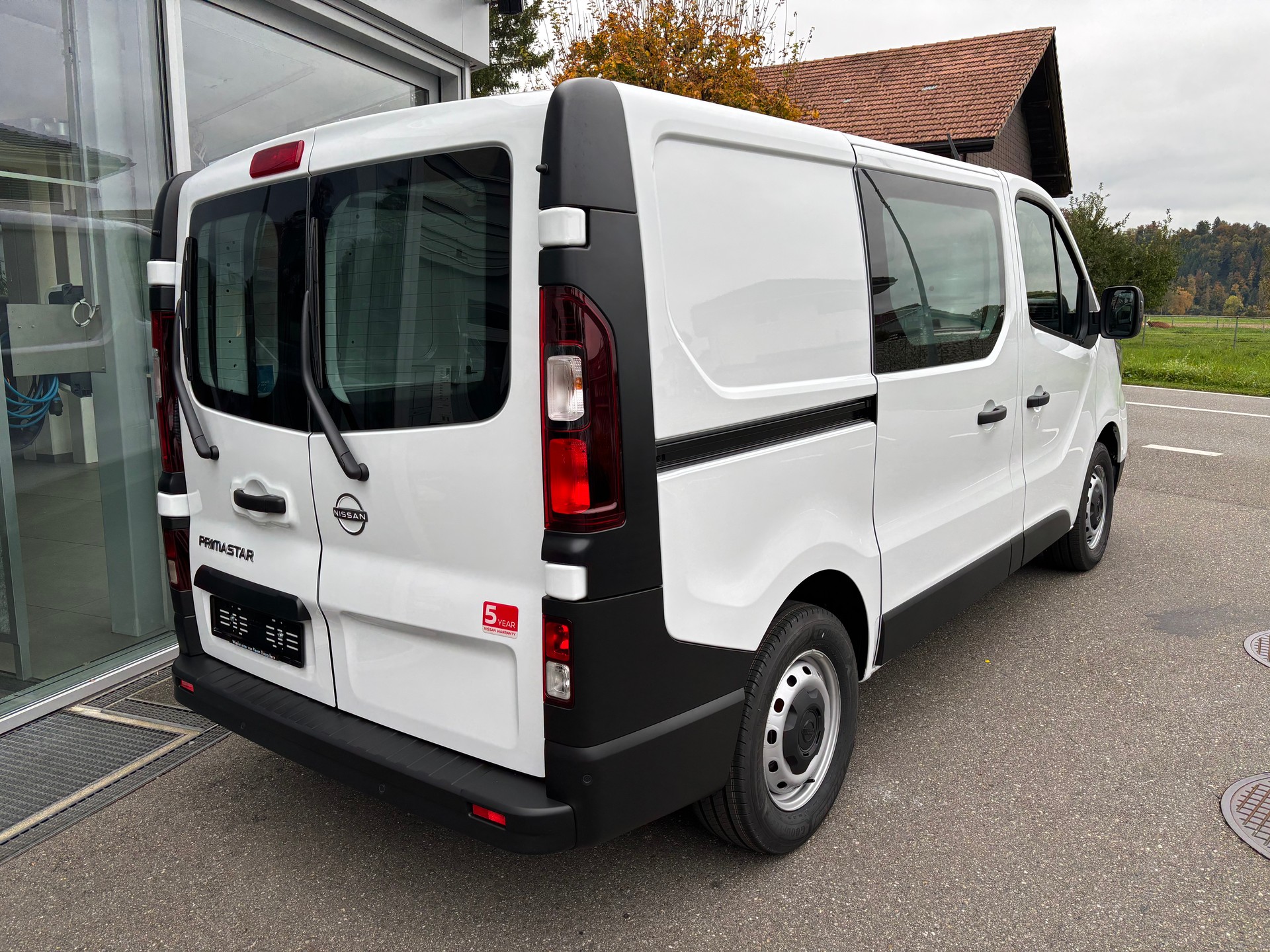 NISSAN Primastar 130 3.0 L1H1 Acenta-image-3