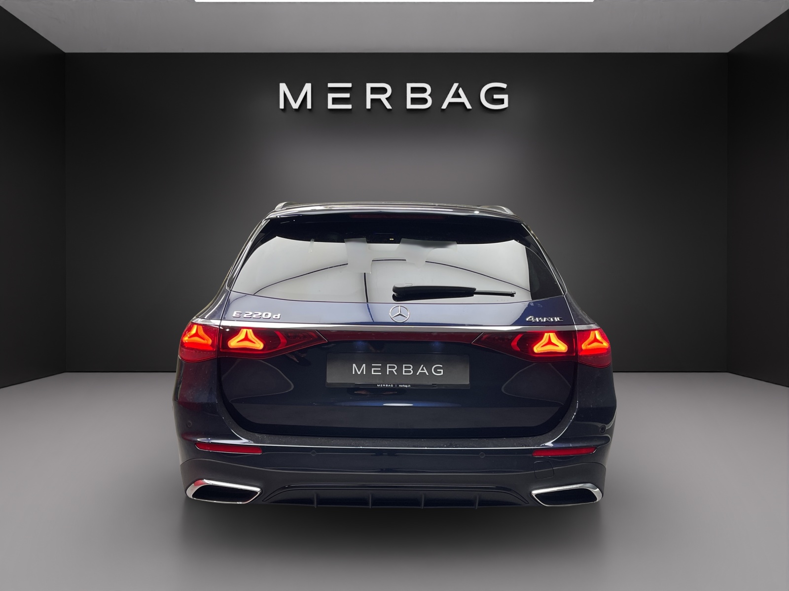 MERCEDES-BENZ E 220 d T 4M 9G-Tronic-image-4