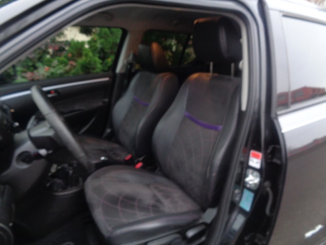 SUZUKI Swift 1.2i 16V PizSulai Top 4x4-image-6