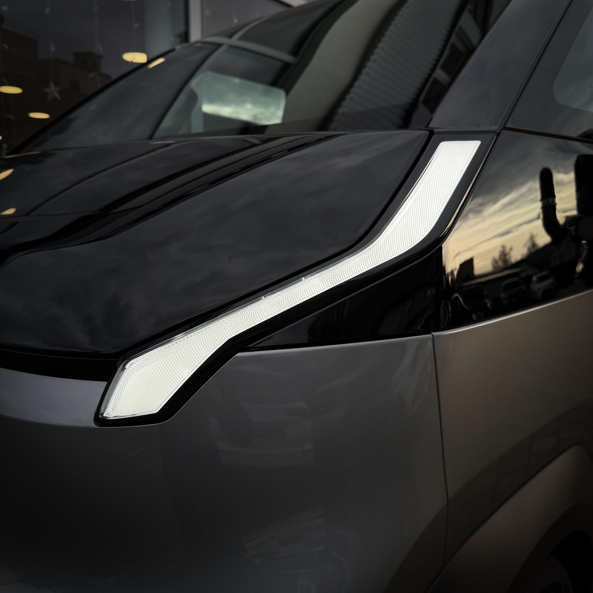 KIA PV5 Passenger 71.2 kWh Elite-image-2