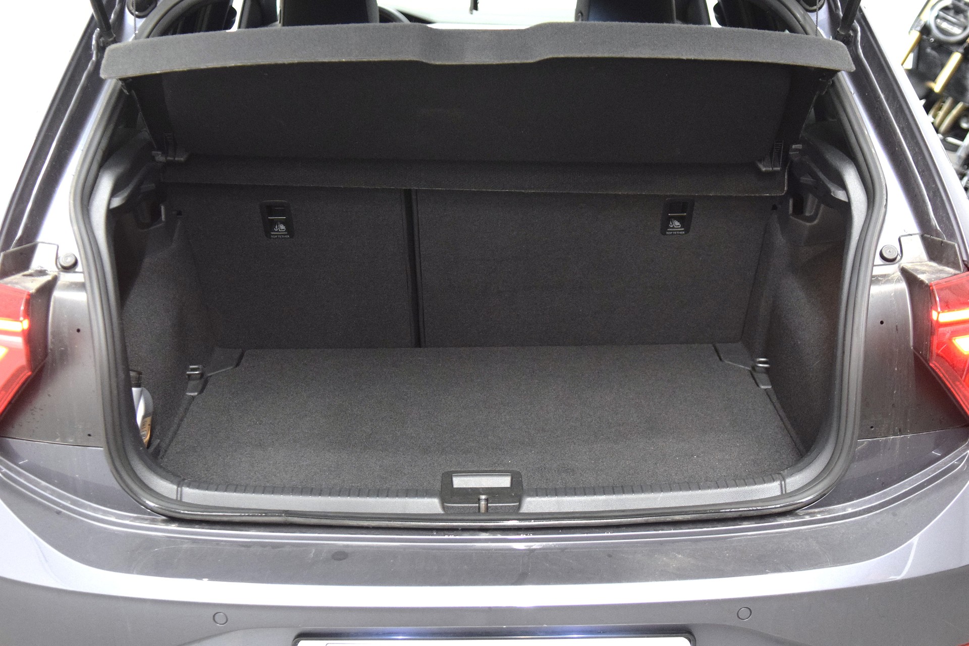 VW Polo 2.0 TSI GTI DSG-image-5