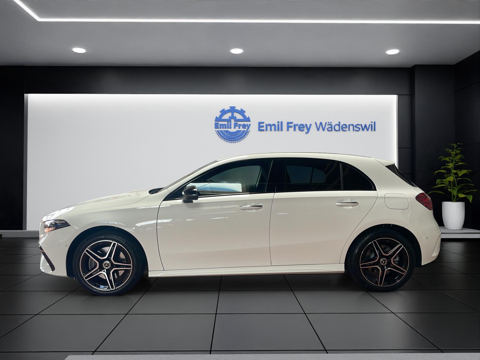 MERCEDES-BENZ A 250 e EQ Star AMG Line-image-1