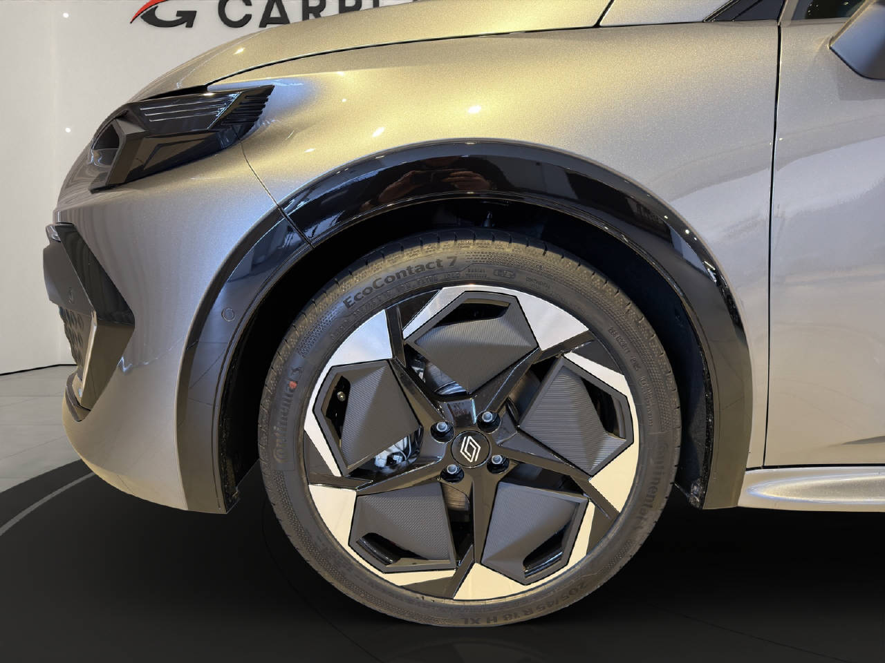 RENAULT Clio 1.8 E-Tech techno-image-13