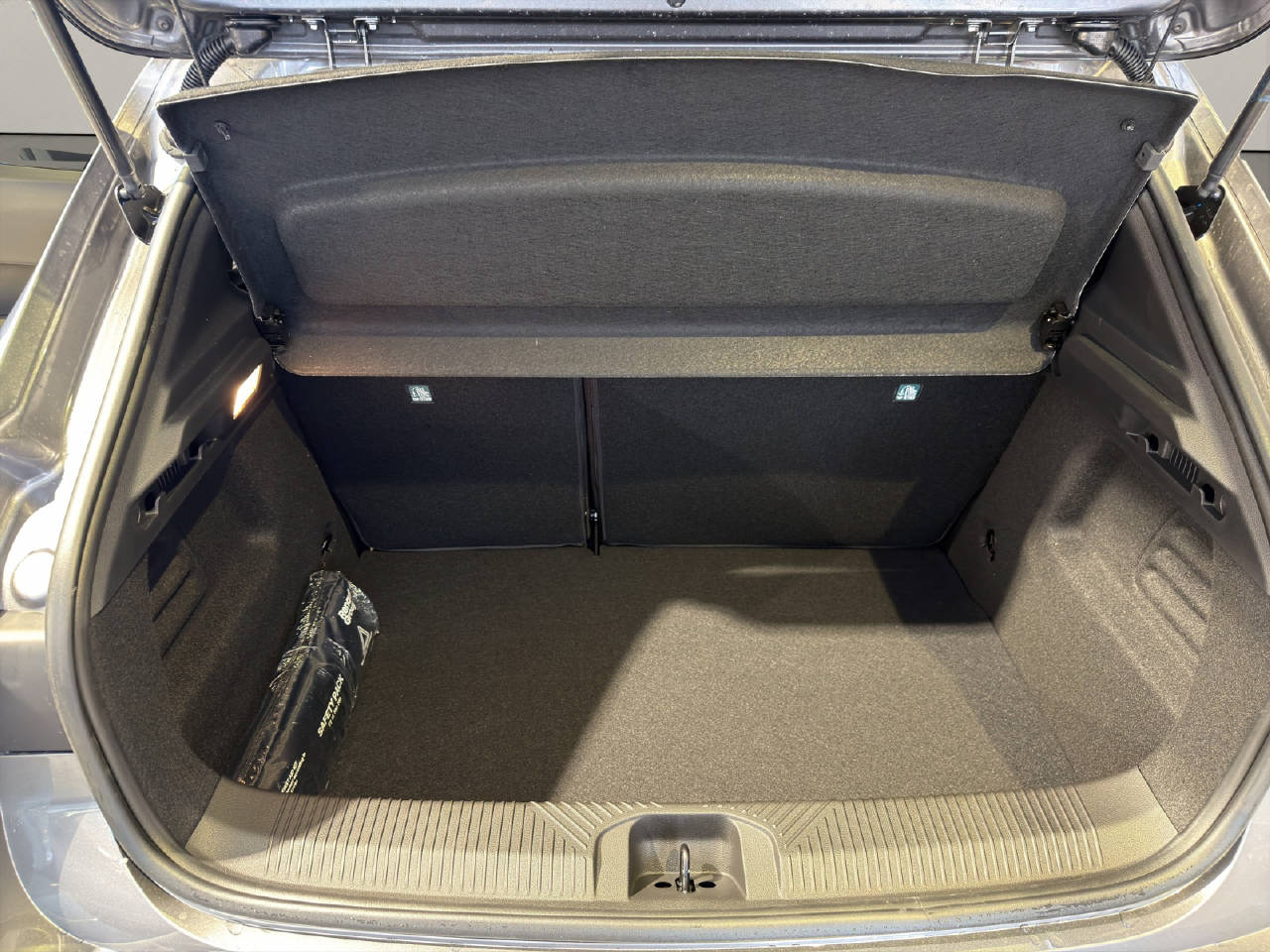 RENAULT Clio 1.8 E-Tech techno-image-6