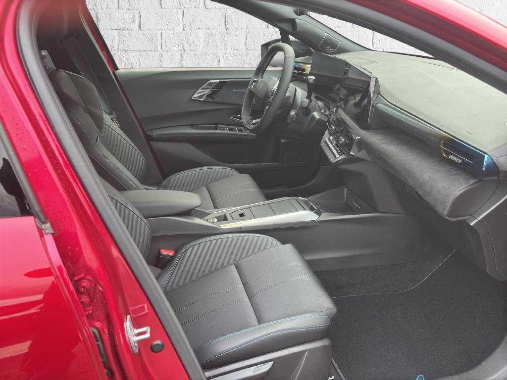 RENAULT Clio 1.8 E-Tech esprit Alpine-image-12