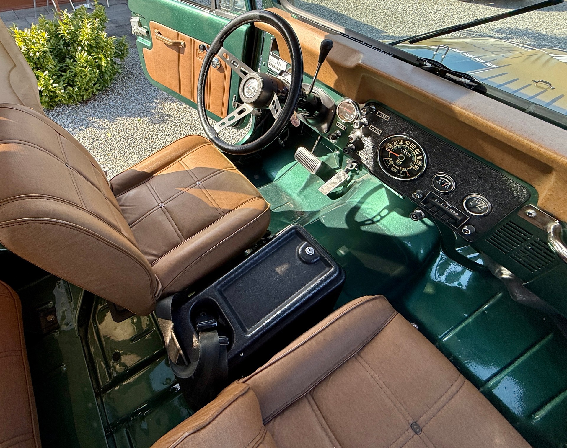 JEEP CJ 7 V8 golden eagle Levis Edition Veteran-image-13