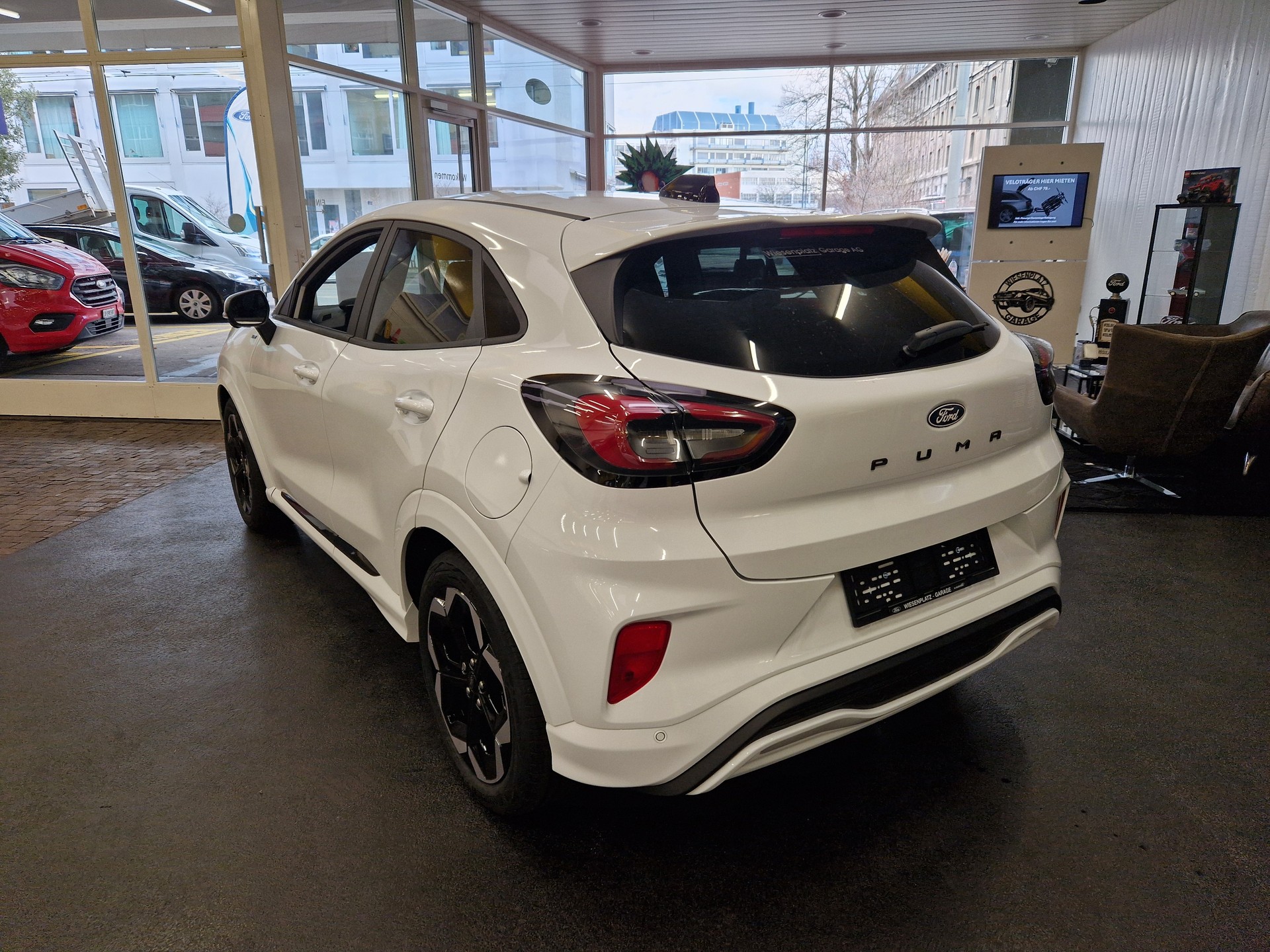 FORD Puma 1.0 MHEV ST-Line X Automat-image-2