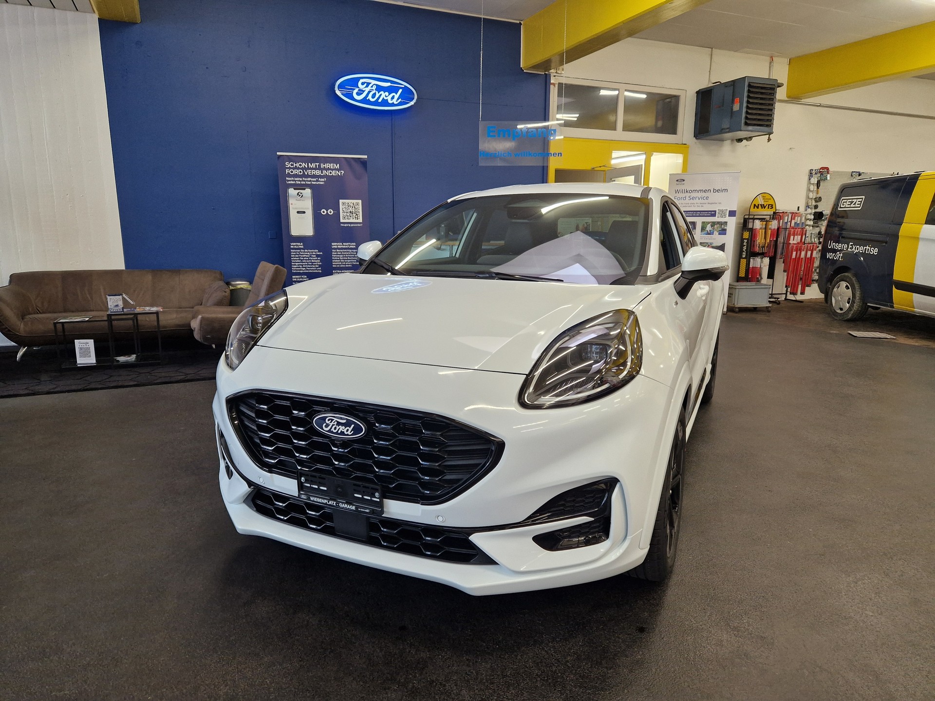 FORD Puma 1.0 MHEV ST-Line X Automat