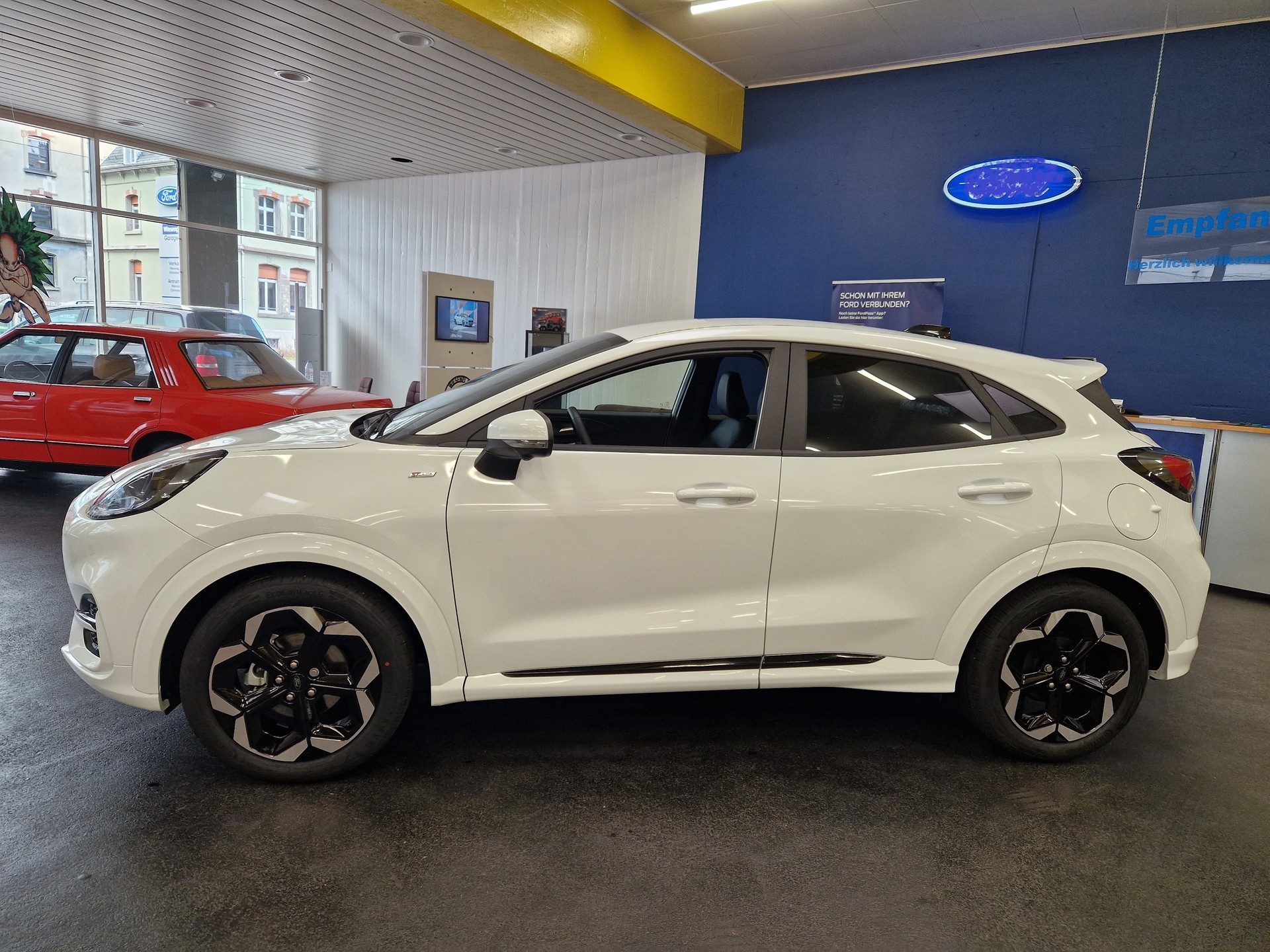 FORD Puma 1.0 MHEV ST-Line X Automat-image-1