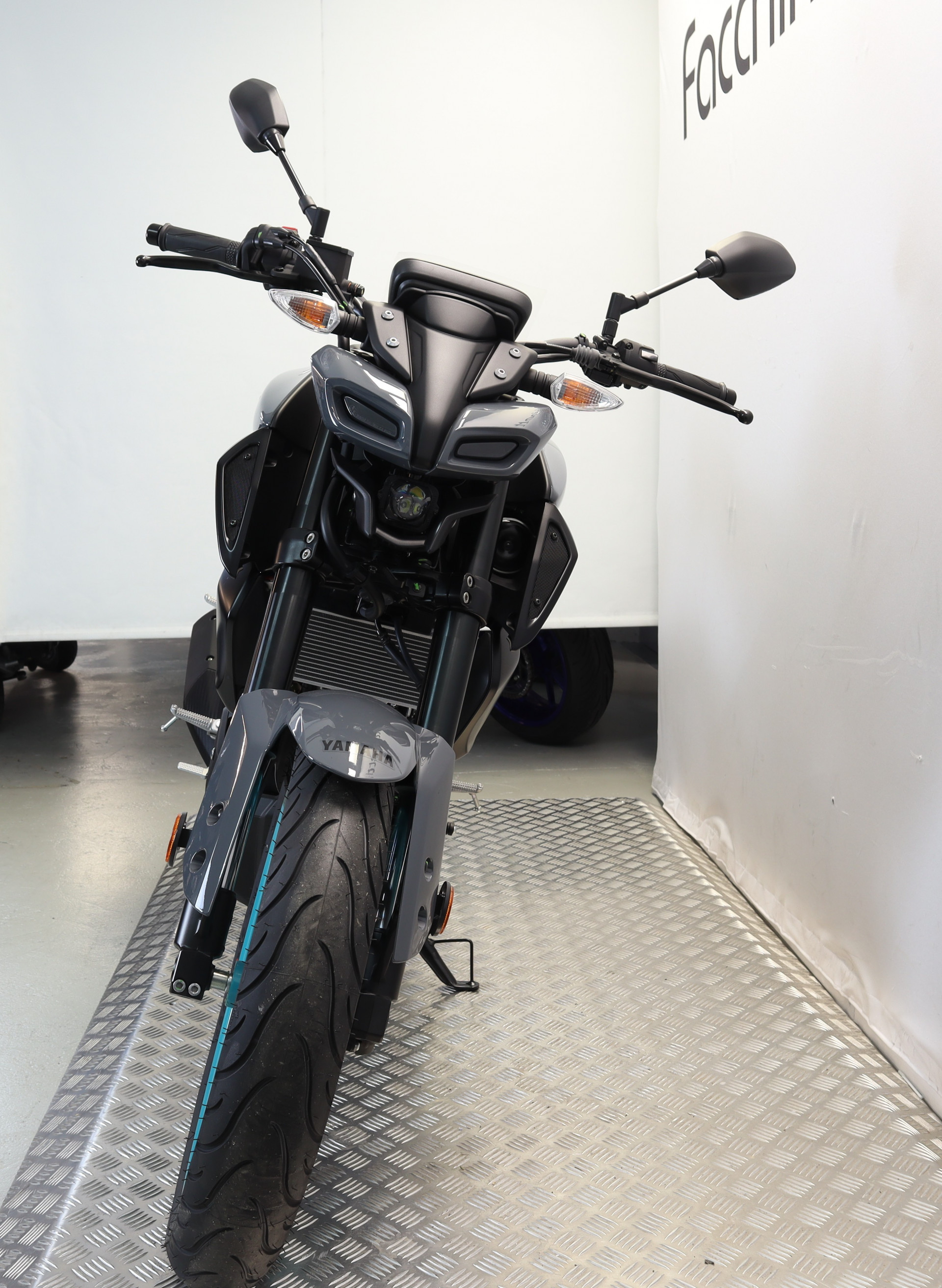 YAMAHA MT-125 2023-showroom-element-3