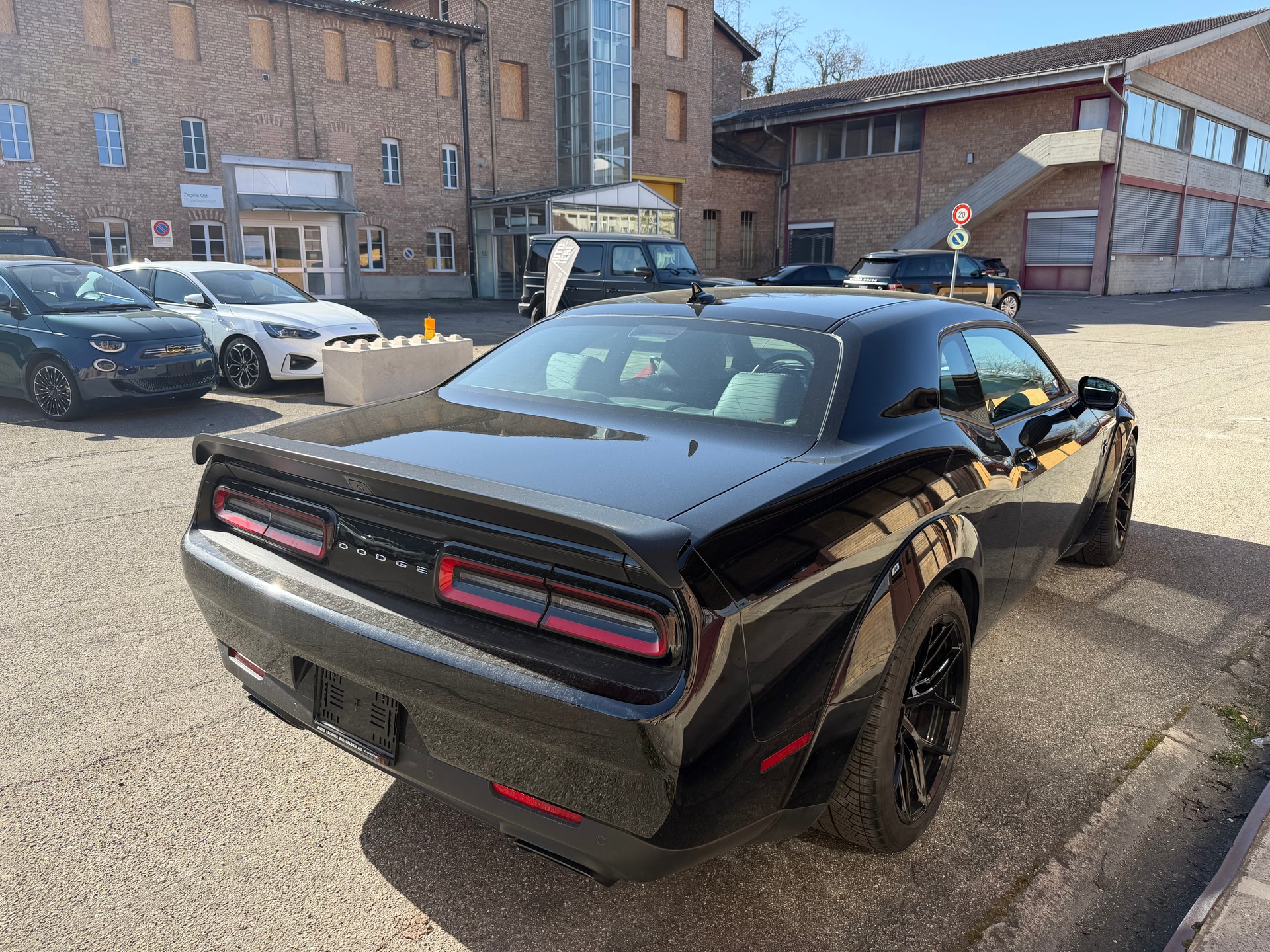 DODGE Challenger Hellcat Widebody Jailbreak 6.2 V8 Kompressor-image-6