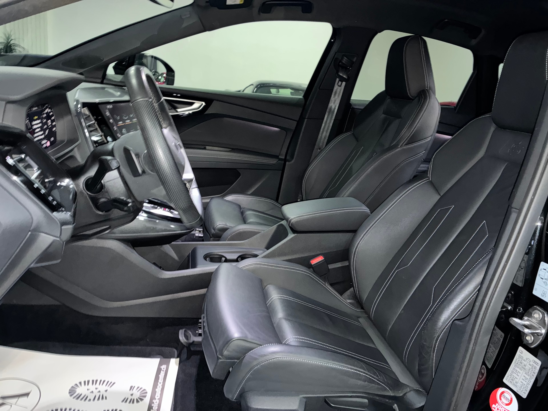 AUDI Q4 Sportback e-tron 50 quattro-image-11