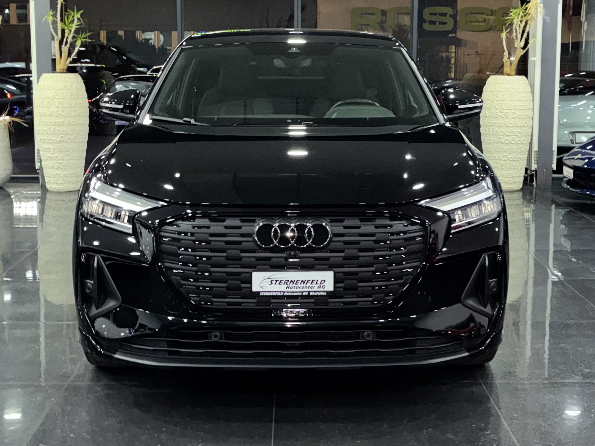 AUDI Q4 Sportback e-tron 50 quattro-image-1