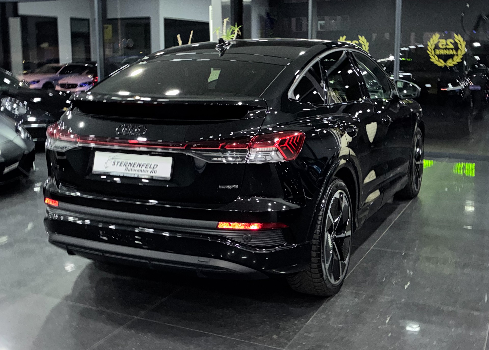 AUDI Q4 Sportback e-tron 50 quattro-image-5