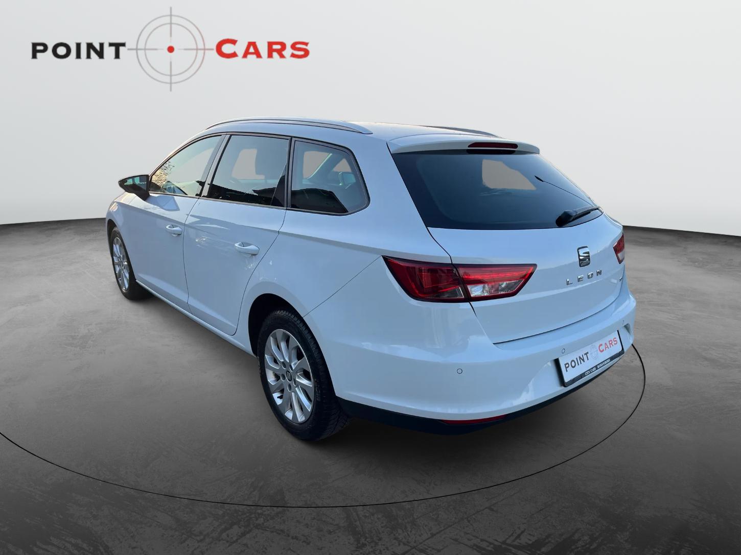 SEAT Leon ST 2.0 TDI Style DSG-image-2