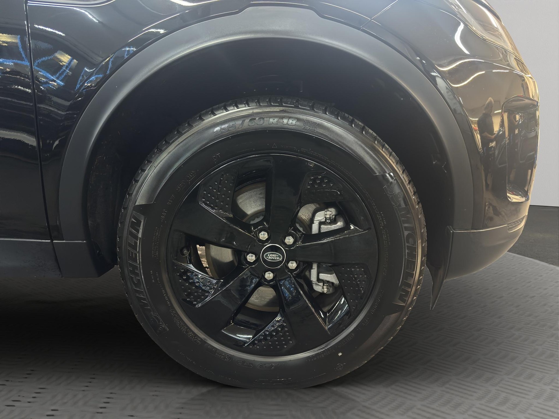 LAND ROVER Discovery Sport 2.0 SD4 200 SE-image-9