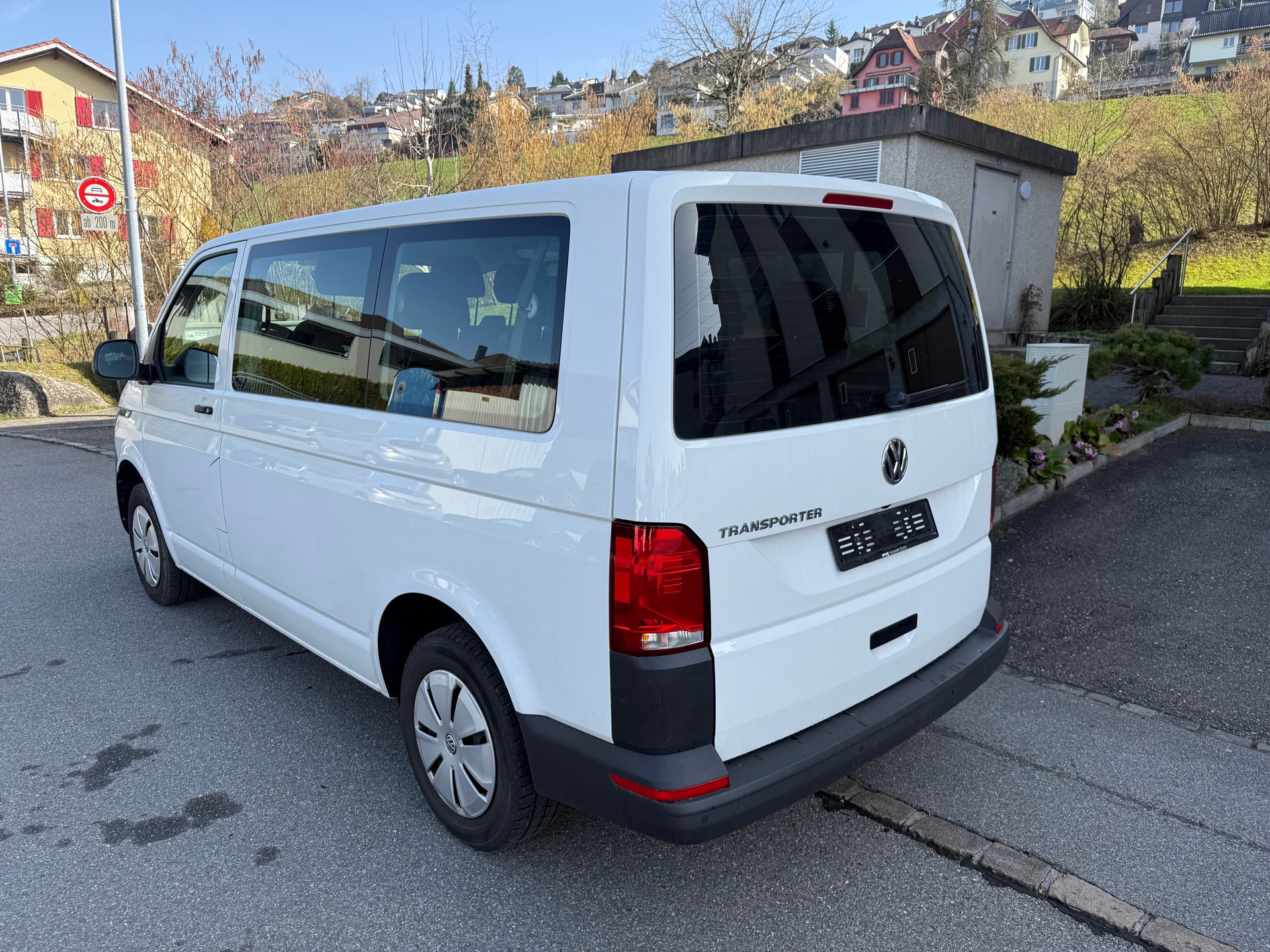 VW T6.1 2.0 TDI Entry-image-3