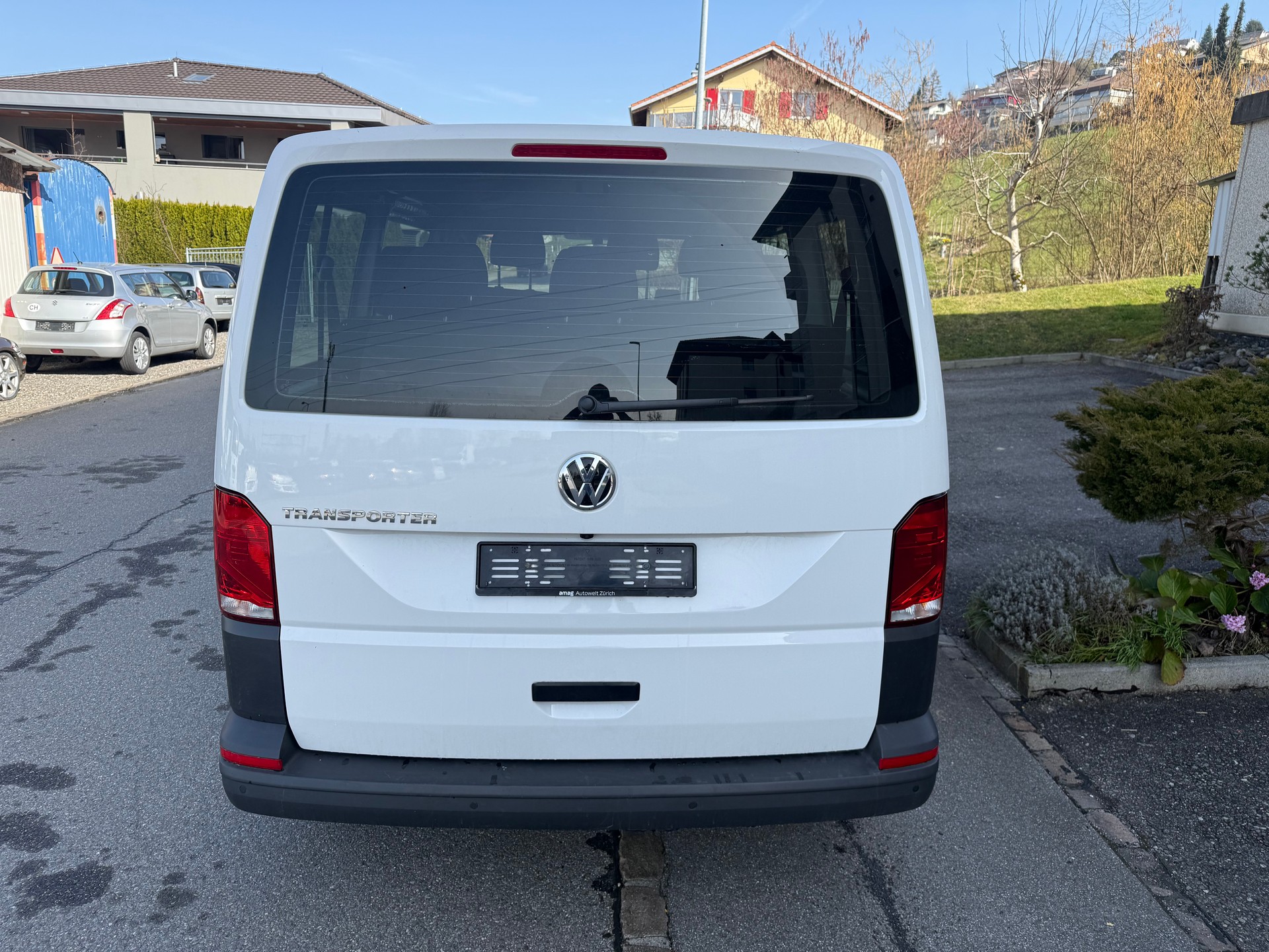 VW T6.1 2.0 TDI Entry-image-4