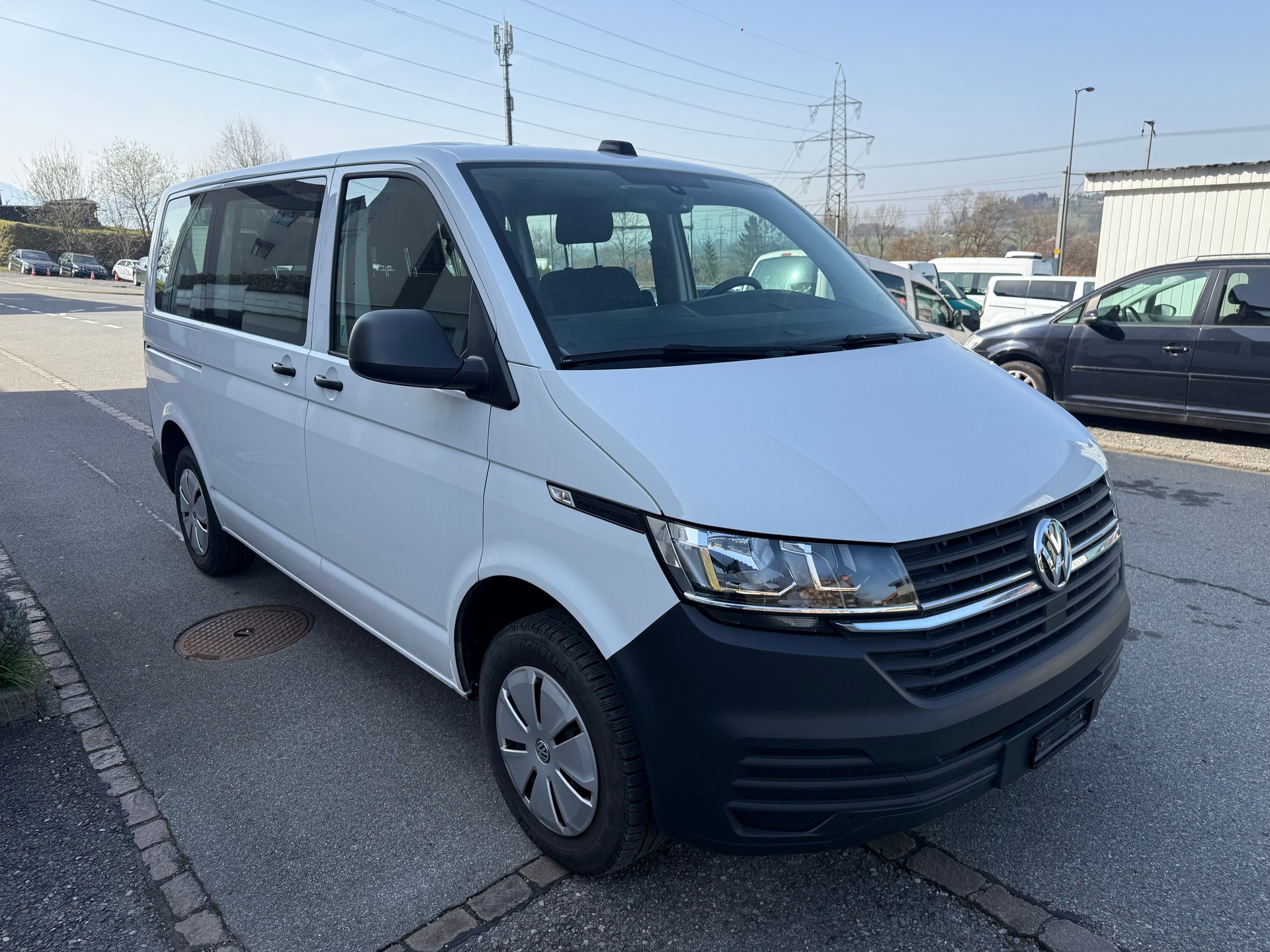 VW T6.1 2.0 TDI Entry-image-6