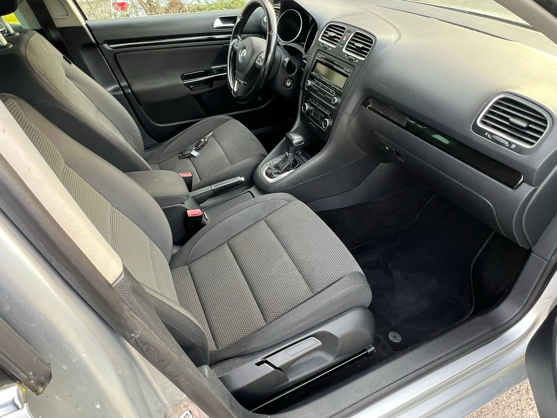 VW Golf Variant 1.4 TSI Comfortline mit neuen Steuerkette!!-image-8