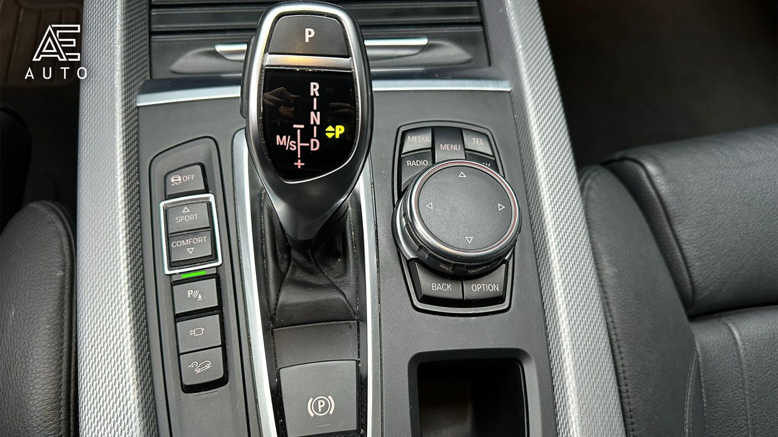 BMW X5 xDrive 30d Steptronic-image-9