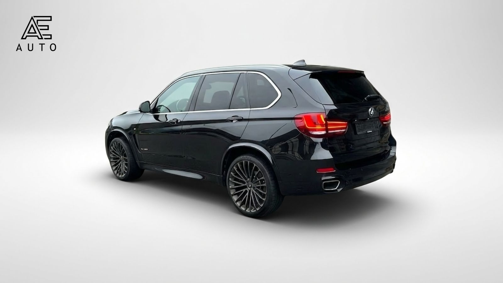 BMW X5 xDrive 30d Steptronic-image-2