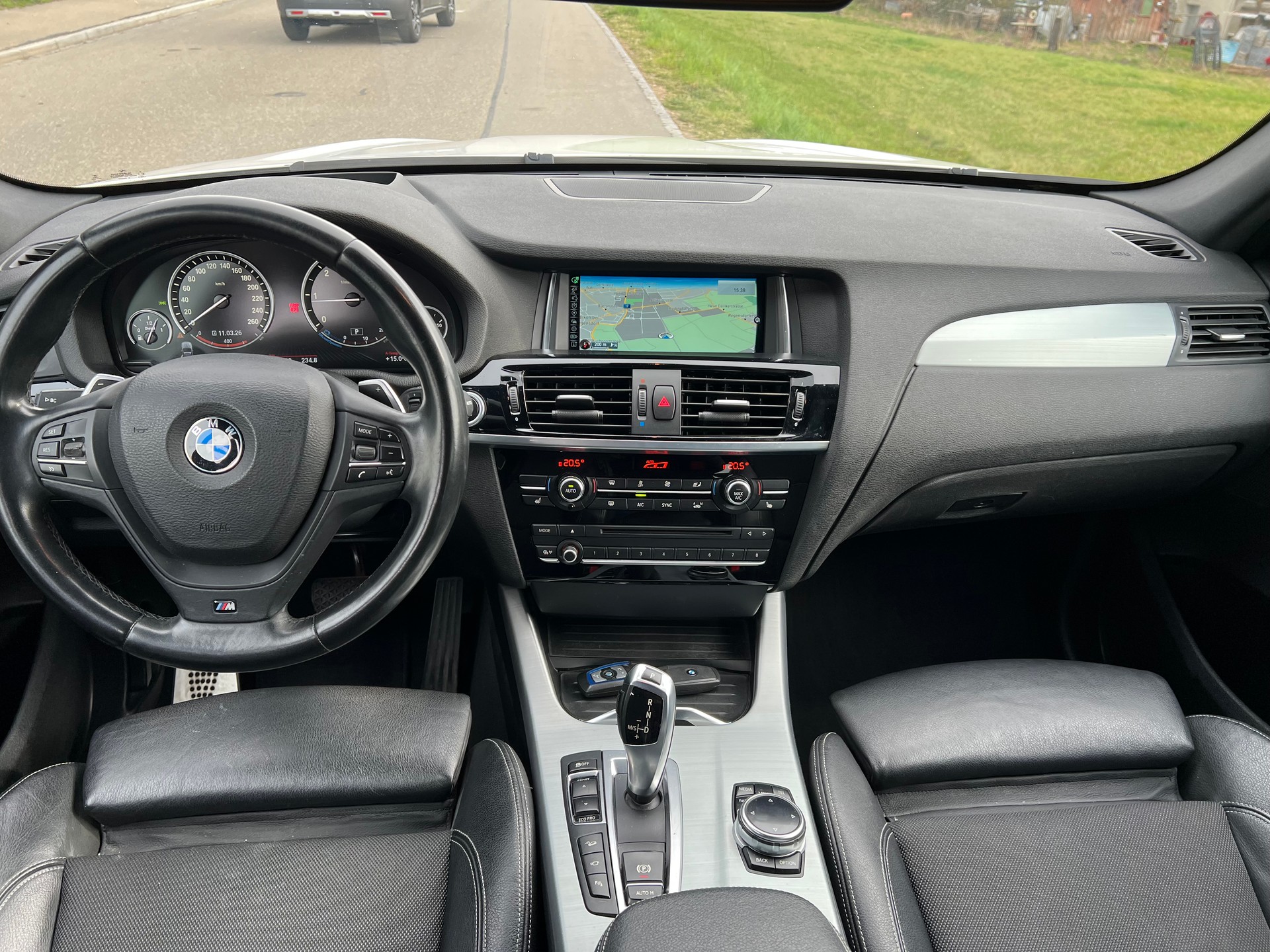 BMW X3 xDrive 20d Steptronic -Msportpacket-*Standheizung mit Fernbedienung-image-16