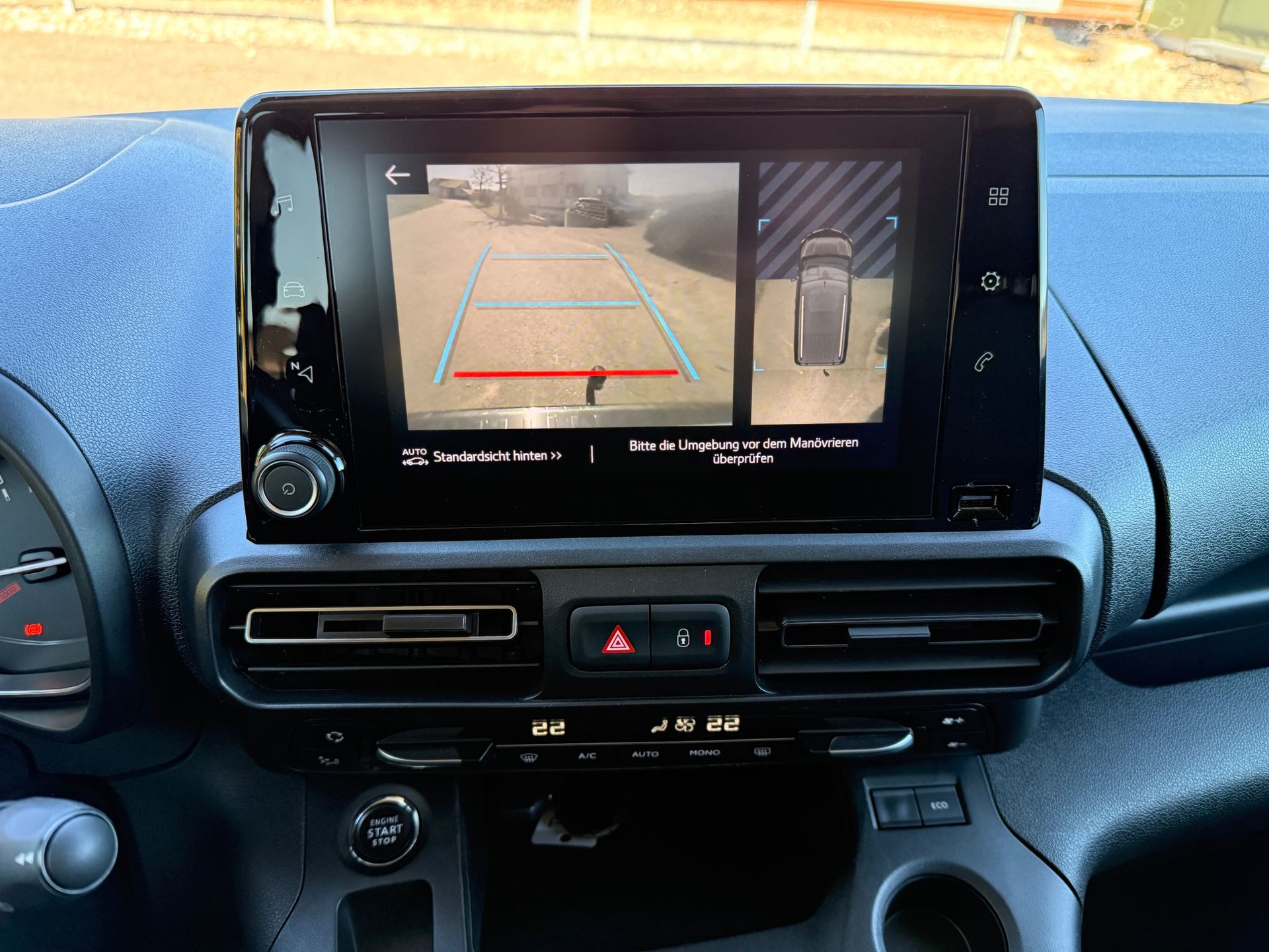 TOYOTA Proace City Verso 1.5 Style Medium Automatik-image-14