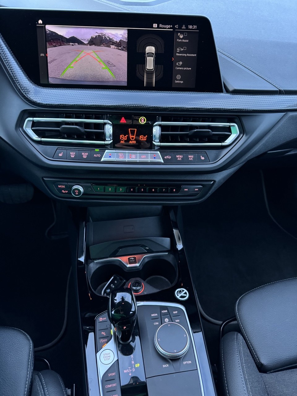 BMW 118i Sport Line Steptronic-image-6