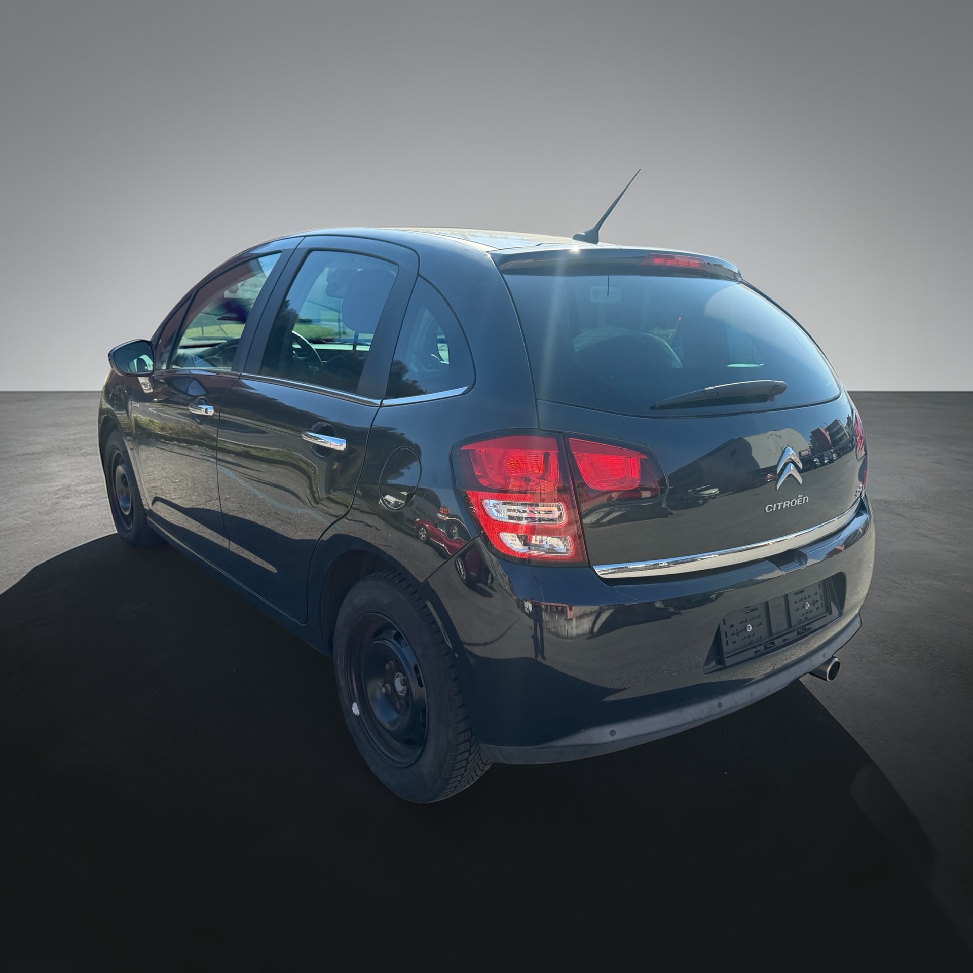 CITROEN C3 1.6i 16V Exclusive Automatic-image-5