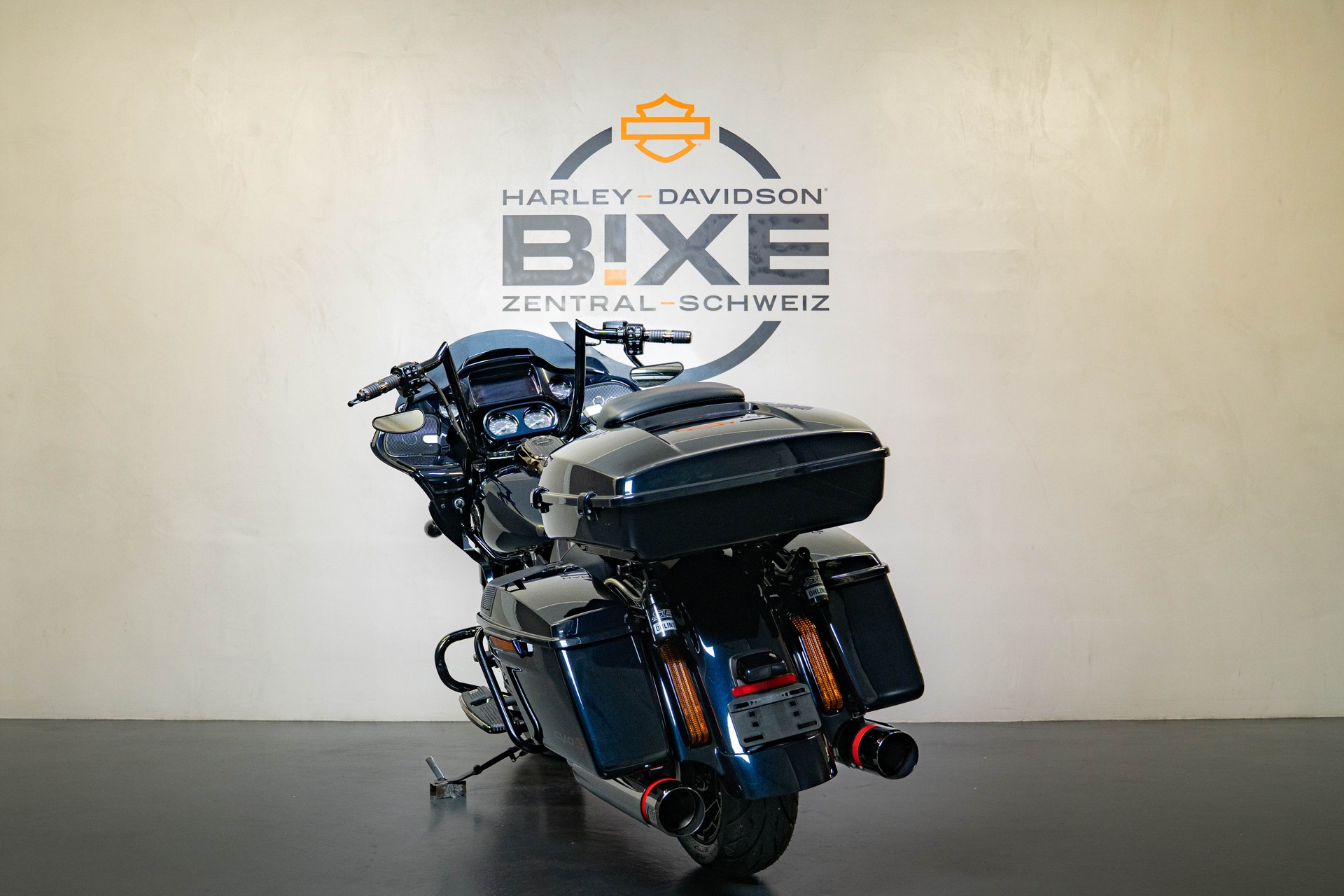 HARLEY-DAVIDSON FLTRXSE Road Glide Special 117 CVO-showroom-element-3