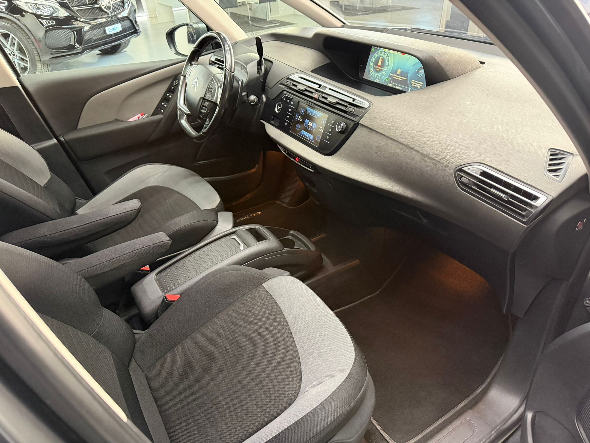 CITROEN Grand C4 Picasso 2.0 BlueHDi Exclusive Automatic-image-8