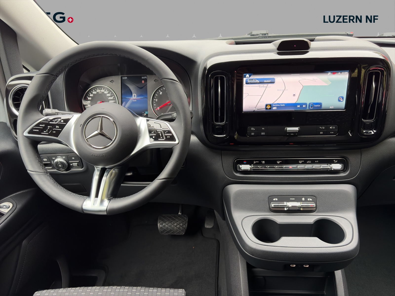 MERCEDES-BENZ Vito 116 CDI Lang Tourer FAMILY 9G-Tronic 4M Select-image-11