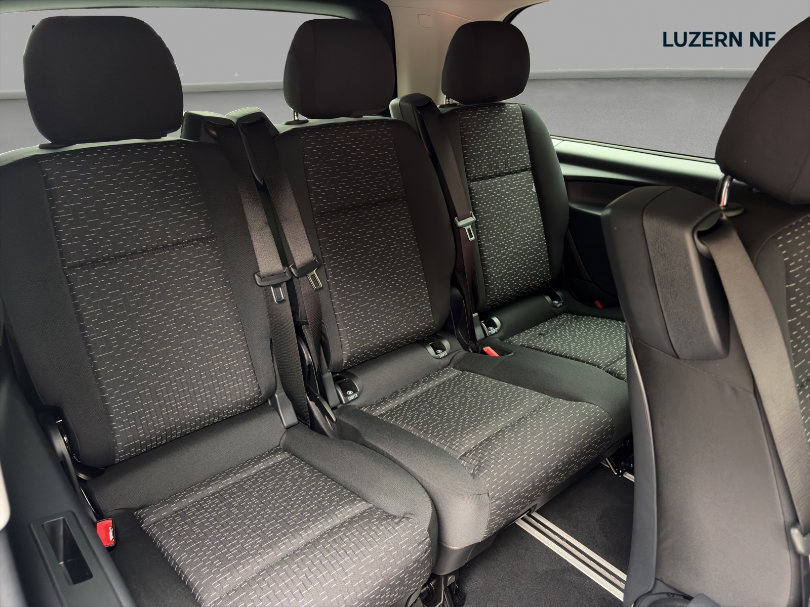 MERCEDES-BENZ Vito 116 CDI Lang Tourer FAMILY 9G-Tronic 4M Select-image-8