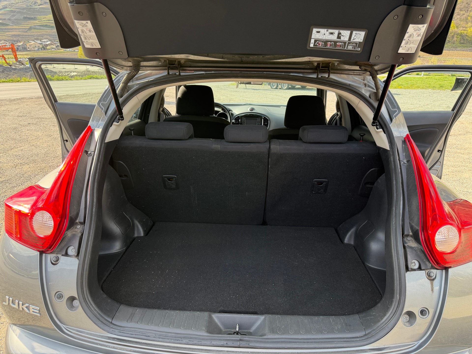 NISSAN Juke 1.6 DIG-T tekna-image-9