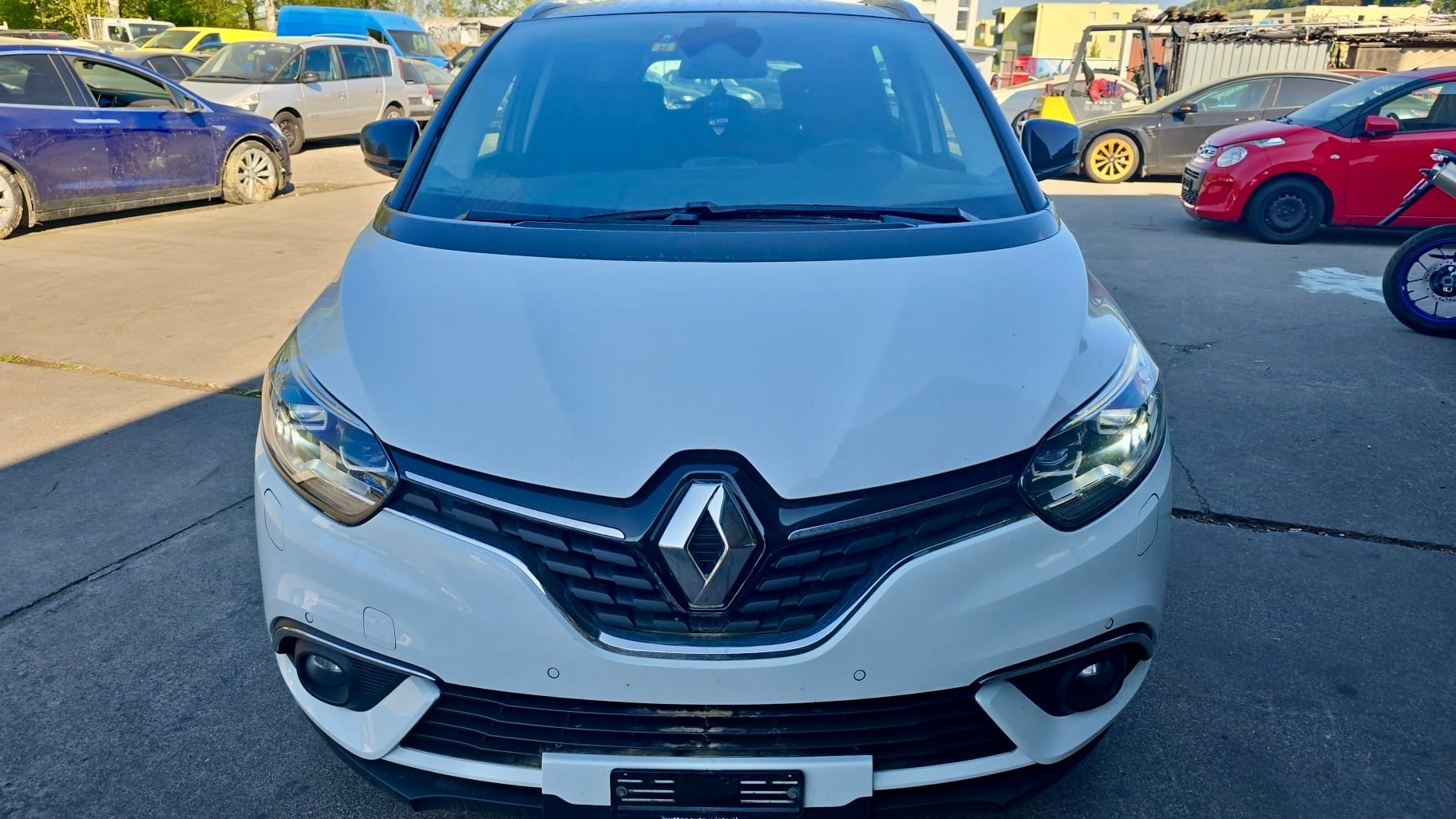 RENAULT Grand Scénic 1.6 dCi Bose EDC-image-6