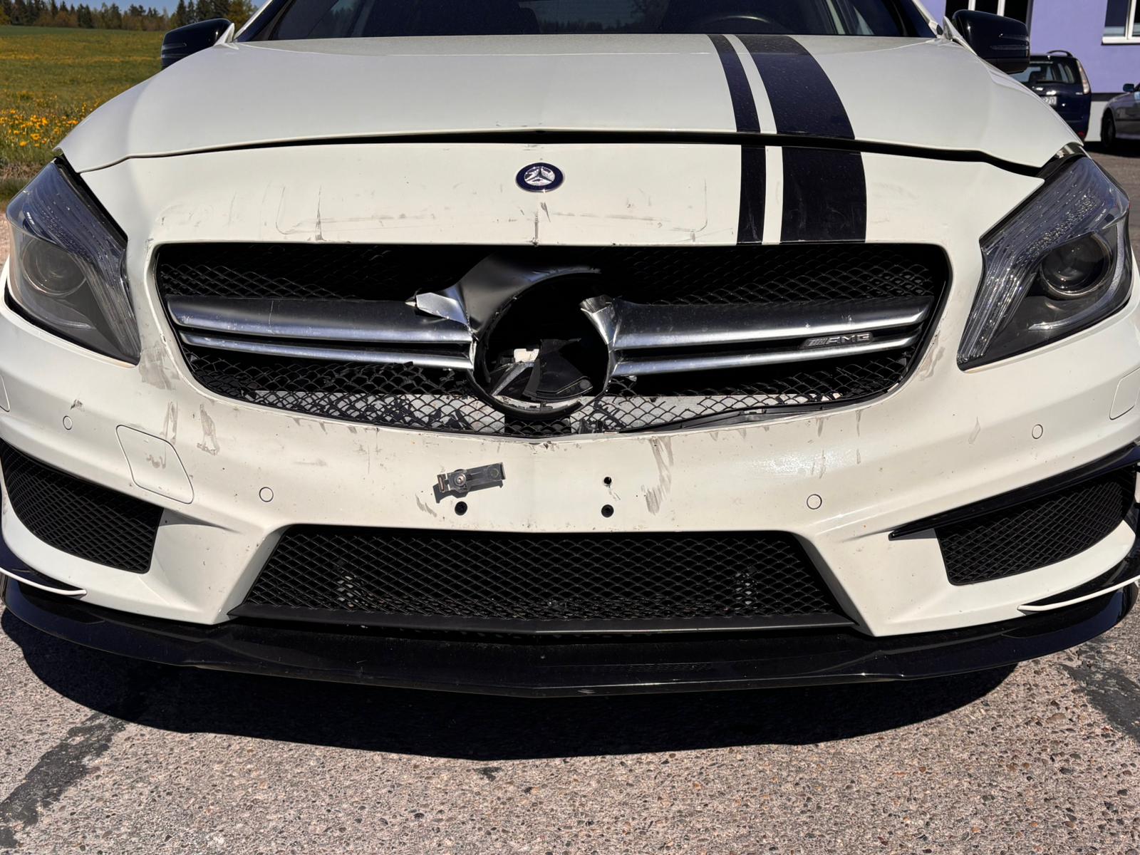 MERCEDES-BENZ A 45 AMG 4Matic Speedshift 7G-DCT-image-9