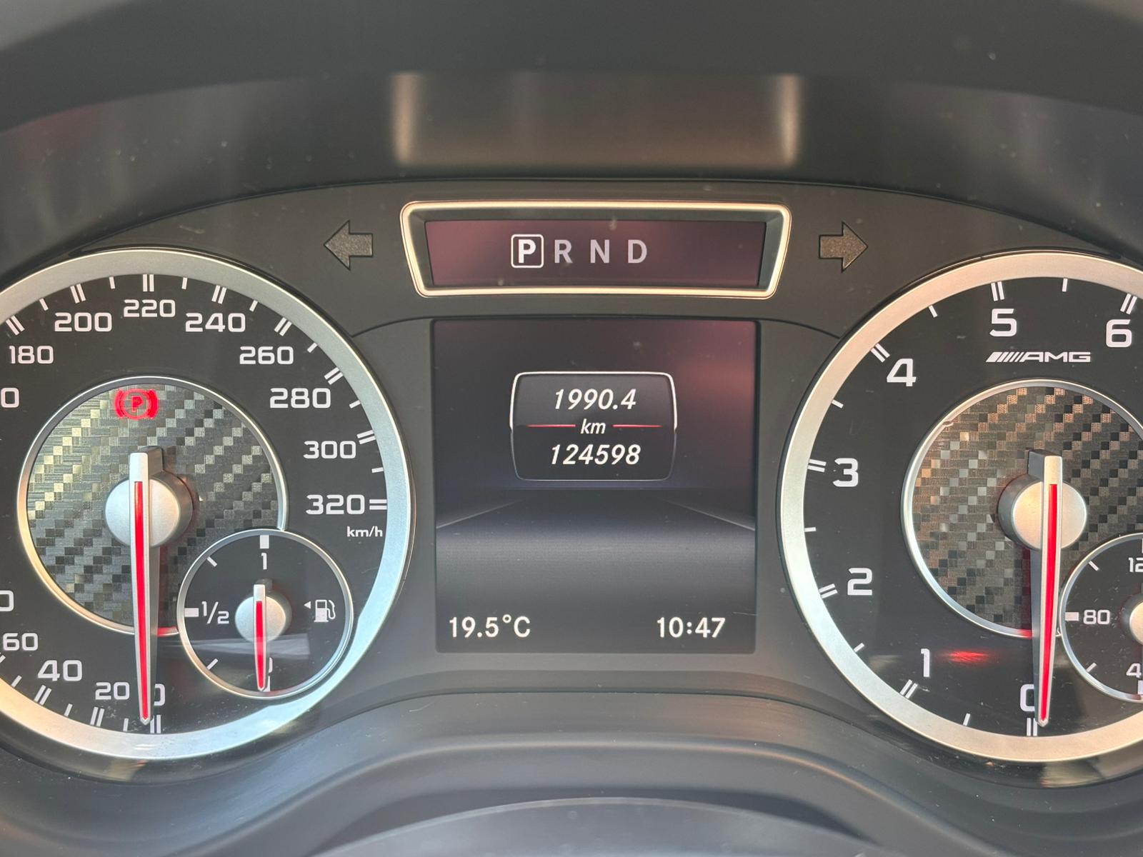 MERCEDES-BENZ A 45 AMG 4Matic Speedshift 7G-DCT-image-15
