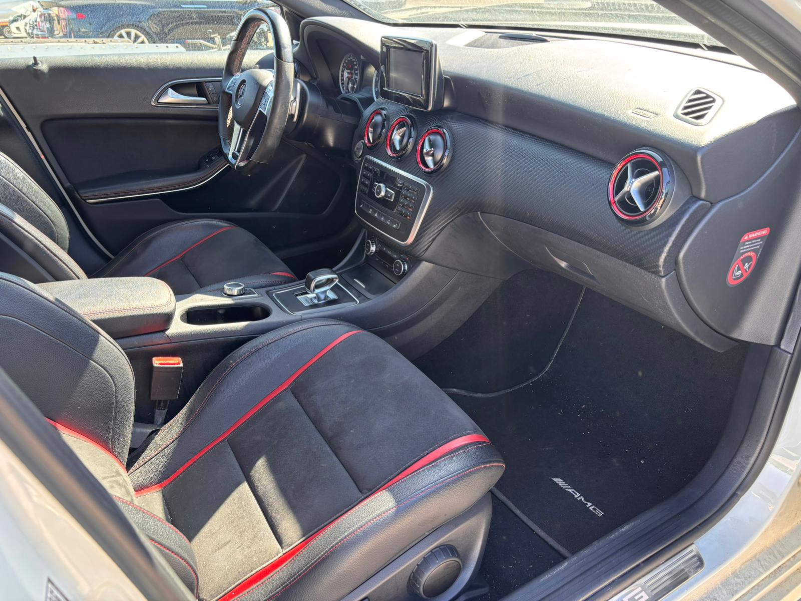 MERCEDES-BENZ A 45 AMG 4Matic Speedshift 7G-DCT-image-13
