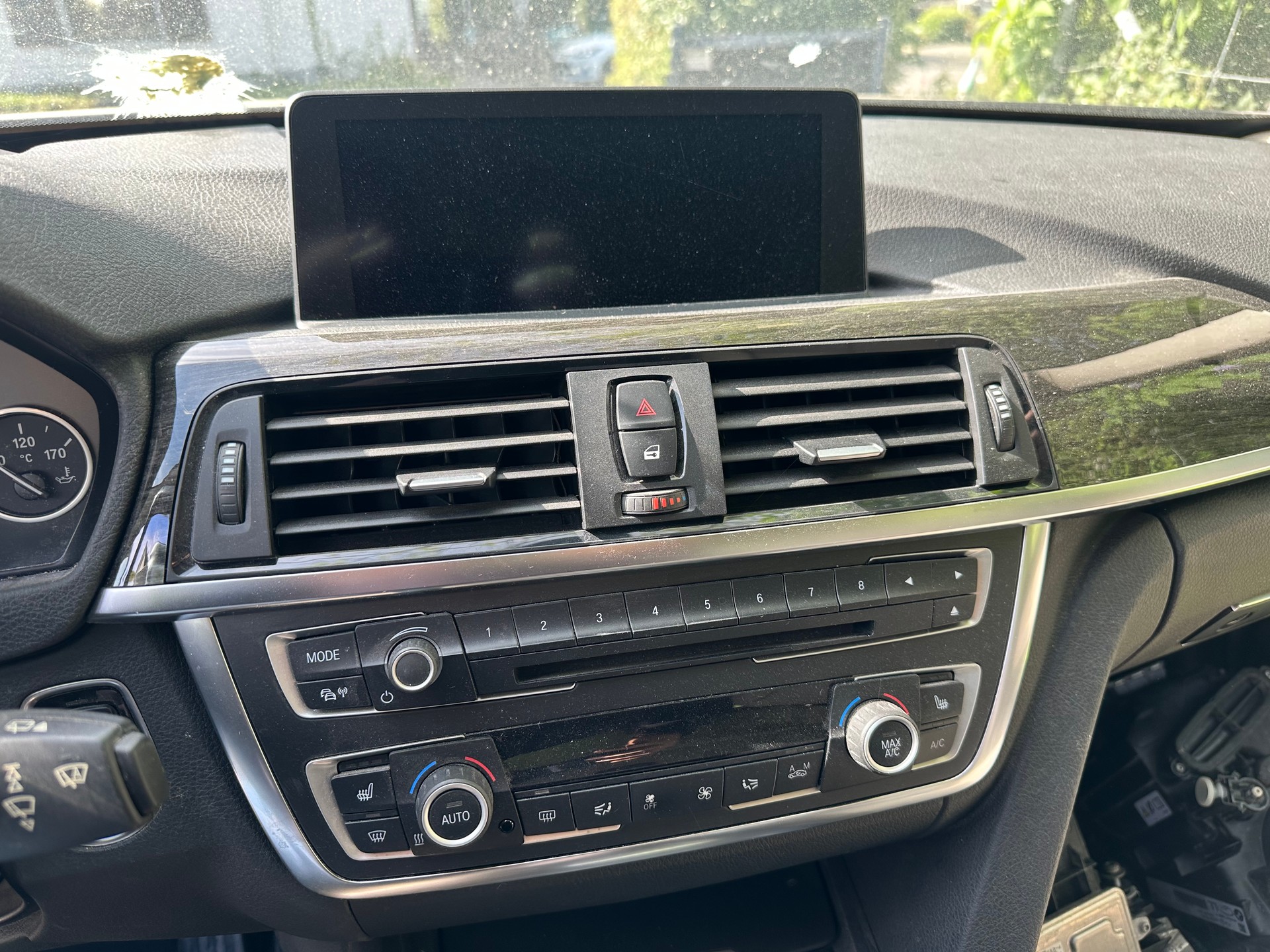 BMW 328i xDrive Touring Luxury Line Steptronic-image-7
