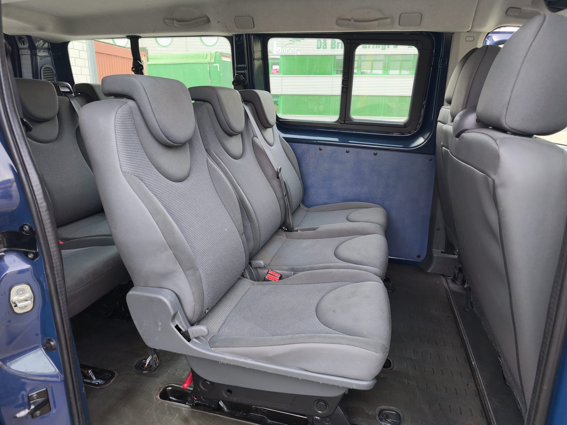 CITROEN Jumpy 2.0i 16V Loisirs L2H1-image-8