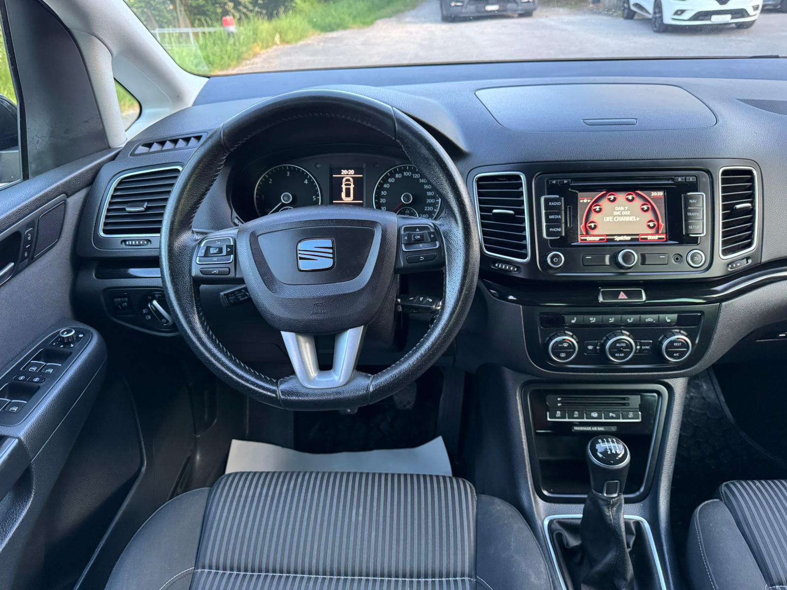 SEAT Alhambra 2.0 TDI Style Viva-image-14